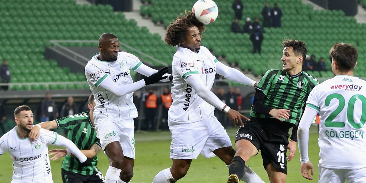 Sakaryaspor'dan kritik galibiyet