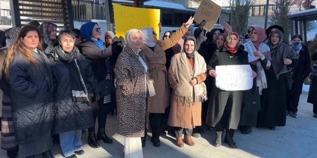 Van'da öğretmen eylemi