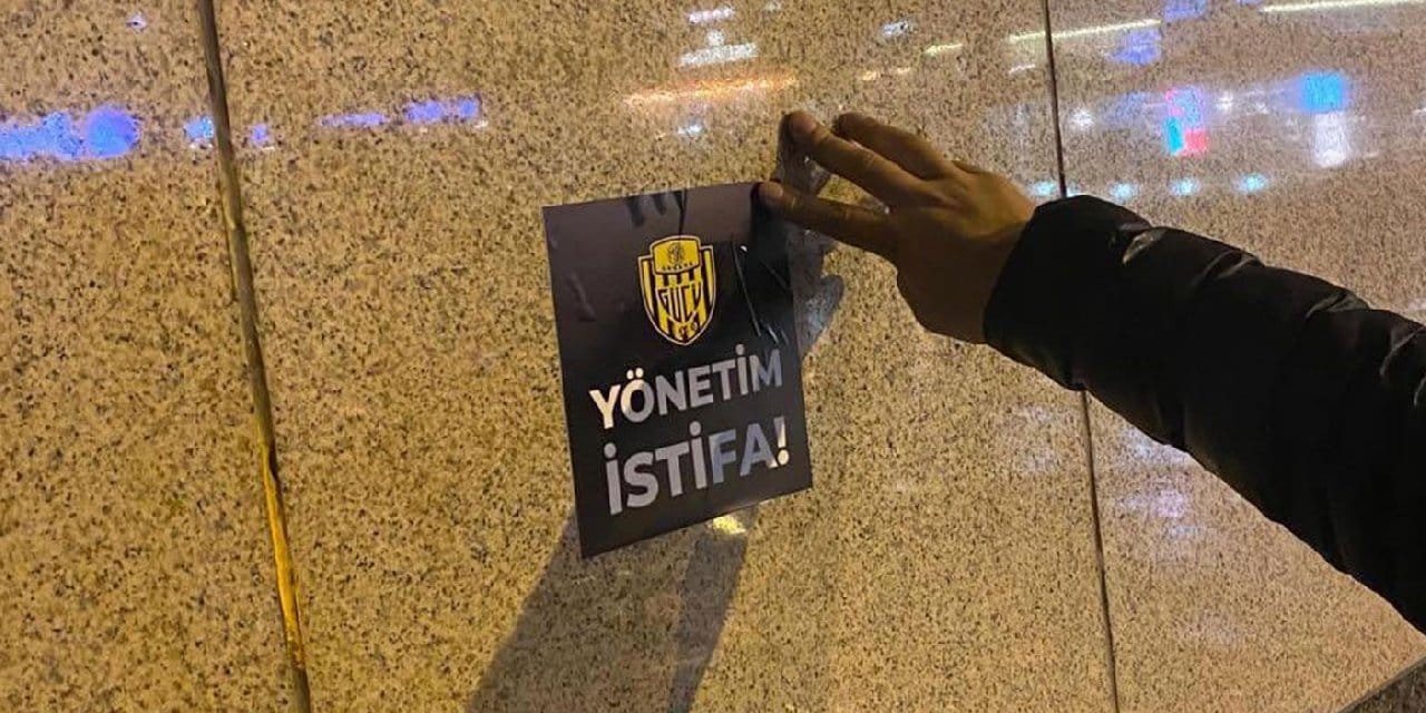 Ankaragücü istifa hareketi sokağa indi
