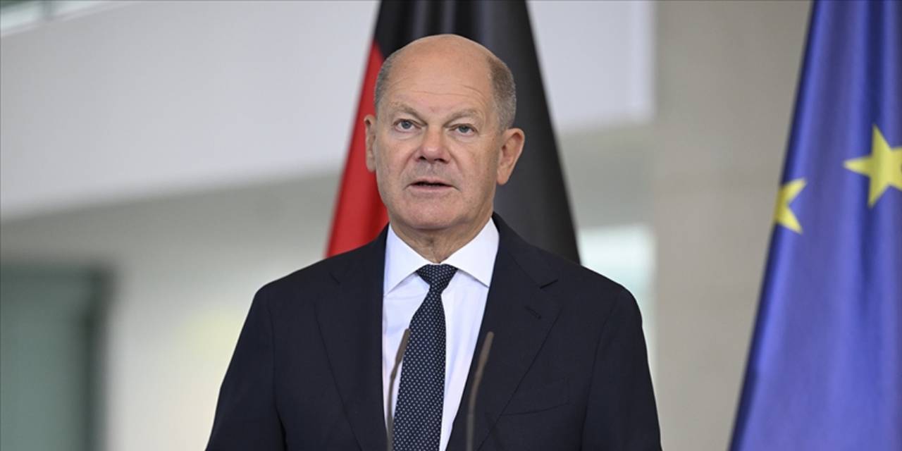Almanya Başbakanı Scholz güven oylamasıyla seçimi öne almak istiyor