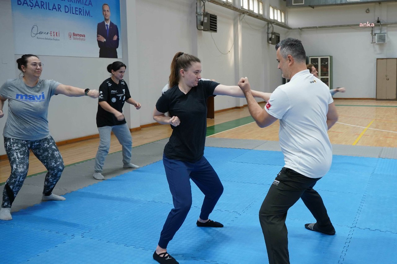 Kadına karşı şiddetle mücadeleye destek 'Basit tekniklerle kendinizi koruyabilirsiniz'