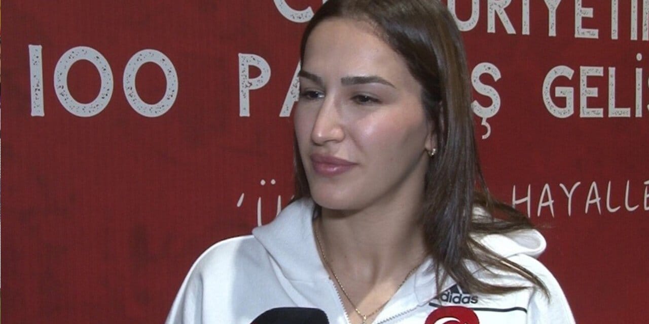 Buse Tosun Çavuşoğlu dünyanın 1 numarası oldu