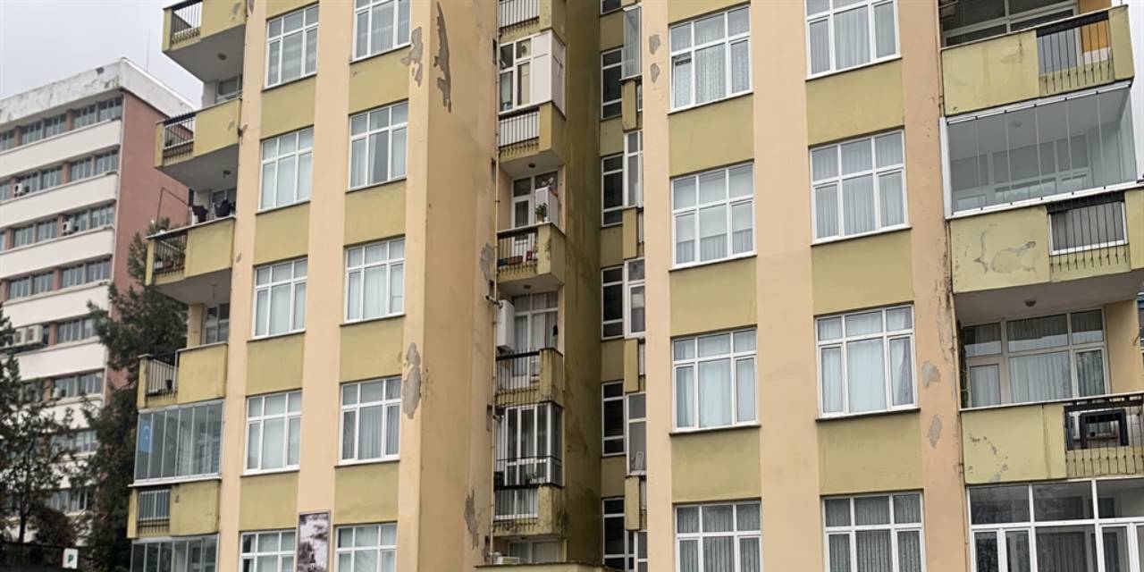 Rize'de 8 katlı apartman mühürlendi