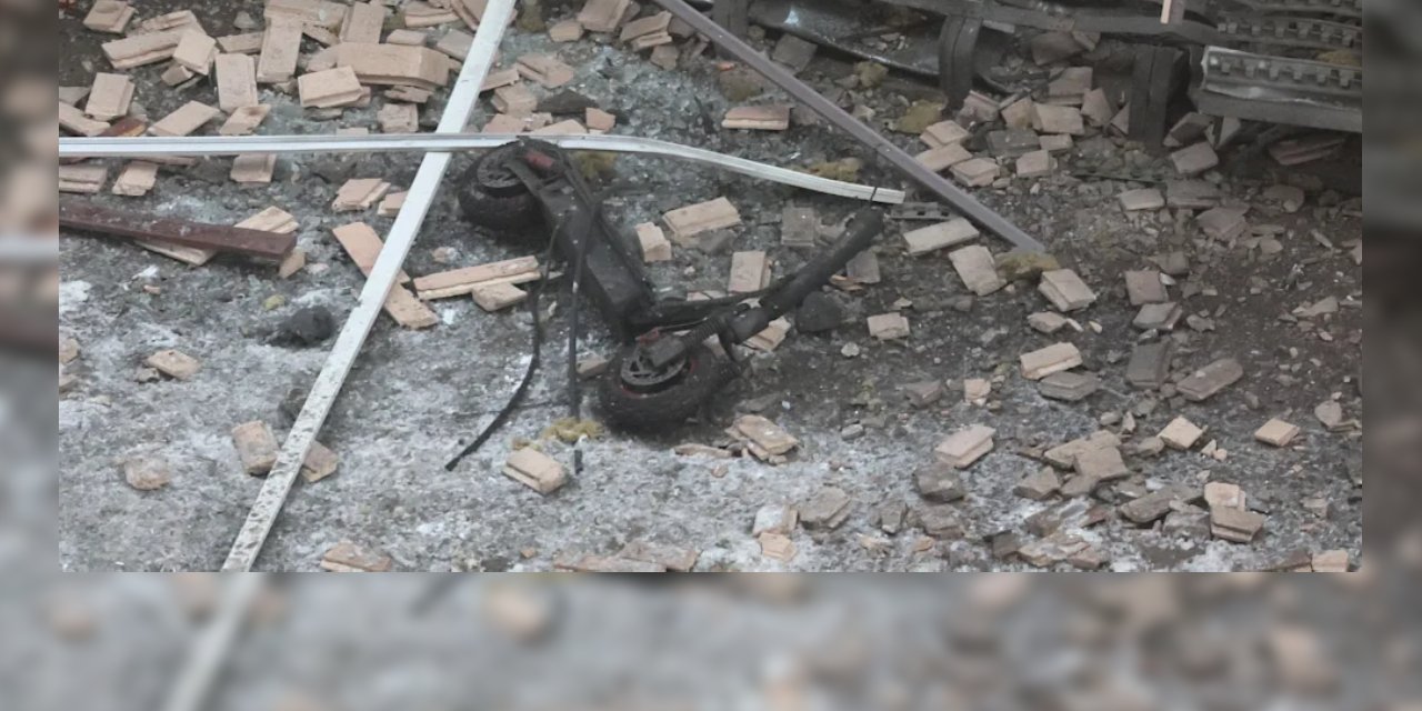 Bu scooterın altına bomba koydular! Generali öldürdüler