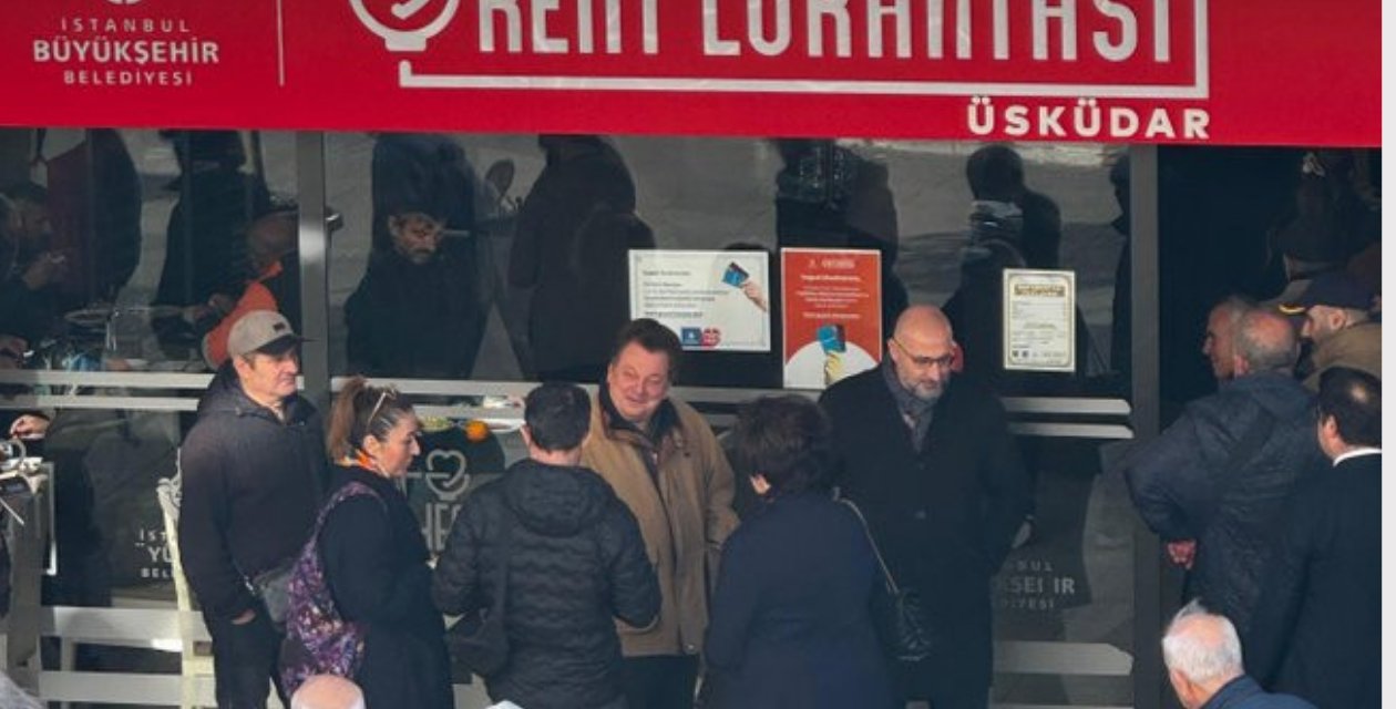 Vedat Milor Kent Lokantasında yemek yedi