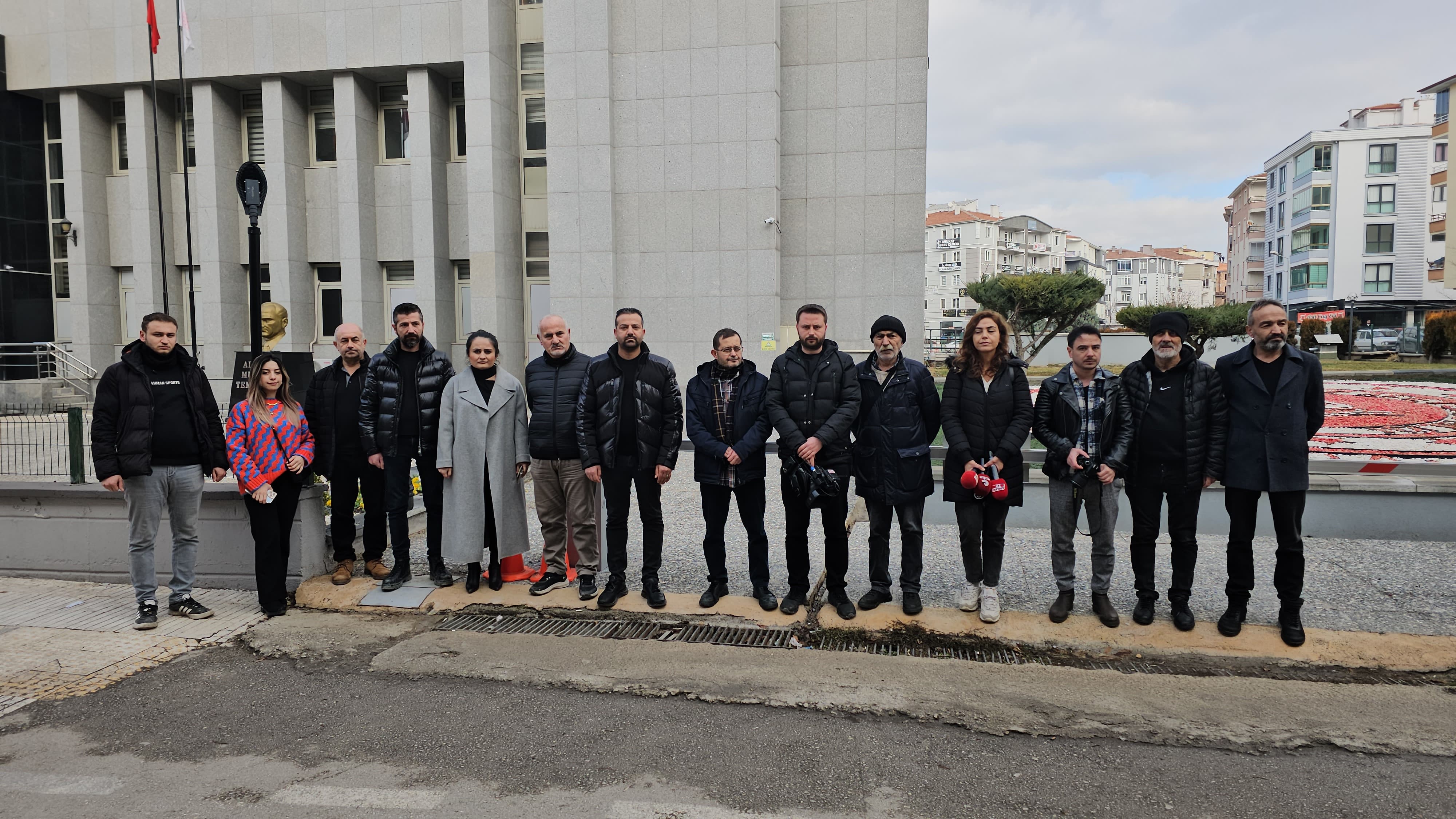 Gazetecilerden Dervişoğlu'nun korumaları hakkında suç duyurusu