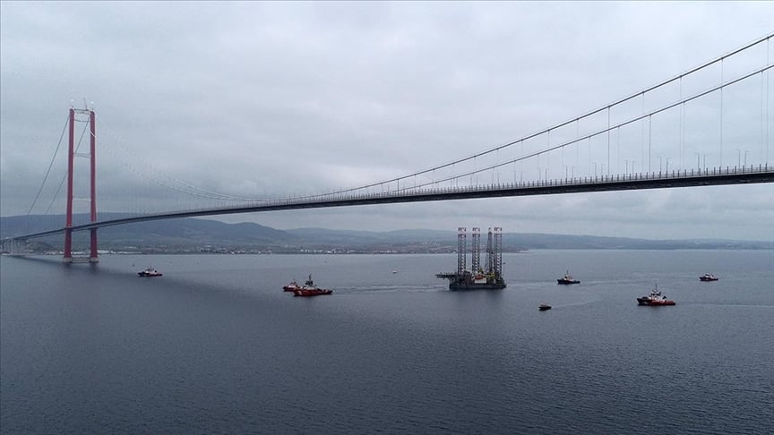 Çanakkale Boğazı gemi geçişlerine kapatıldı