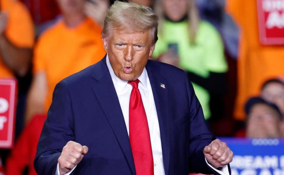 Trump yeni saç stiliyle sosyal medyayı ikiye böldü. Anket yapıldı