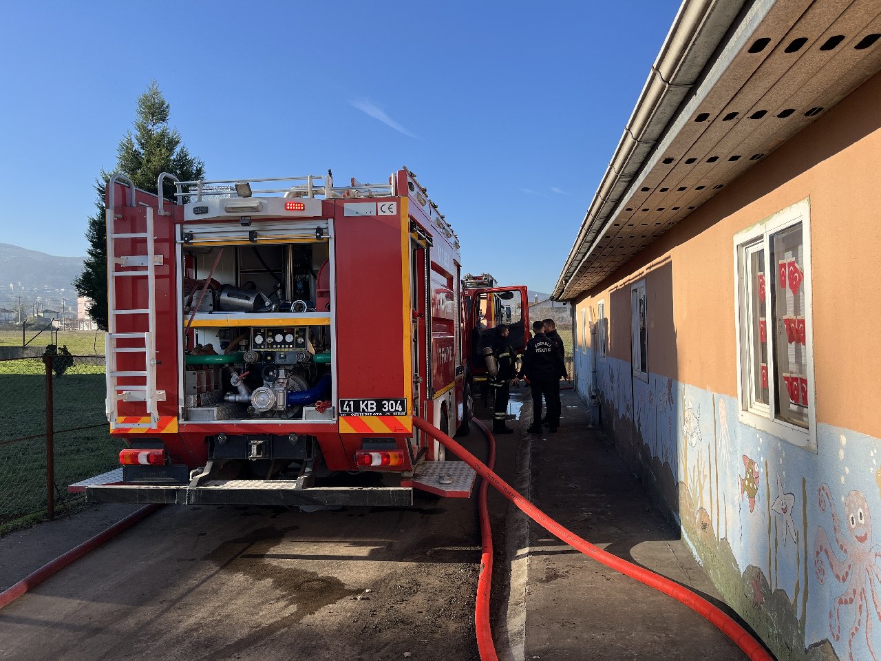 Anaokulunun kazan dairesinde yangın çıktı. Tahliye edildi