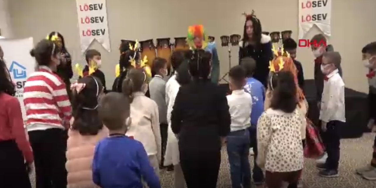 Lösemili çocuklar için yılbaşı partisi