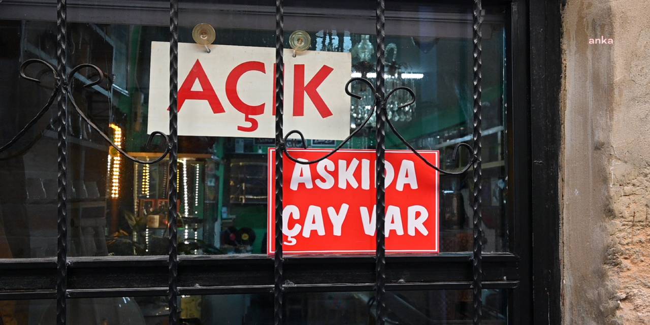 Askıda giyecek, ekmek ve çorbanın ardından 'askıda çay'