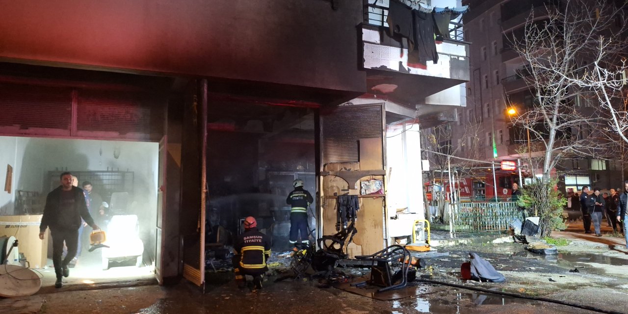 İş yerinde çıkan yangında 2 kişi hastanelik oldu