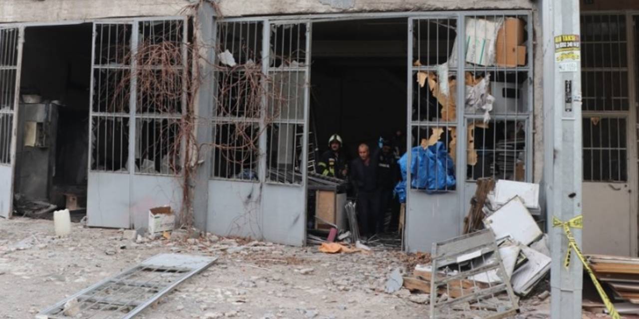 İmalathanede boya kazanı patladı. Yaralılar var