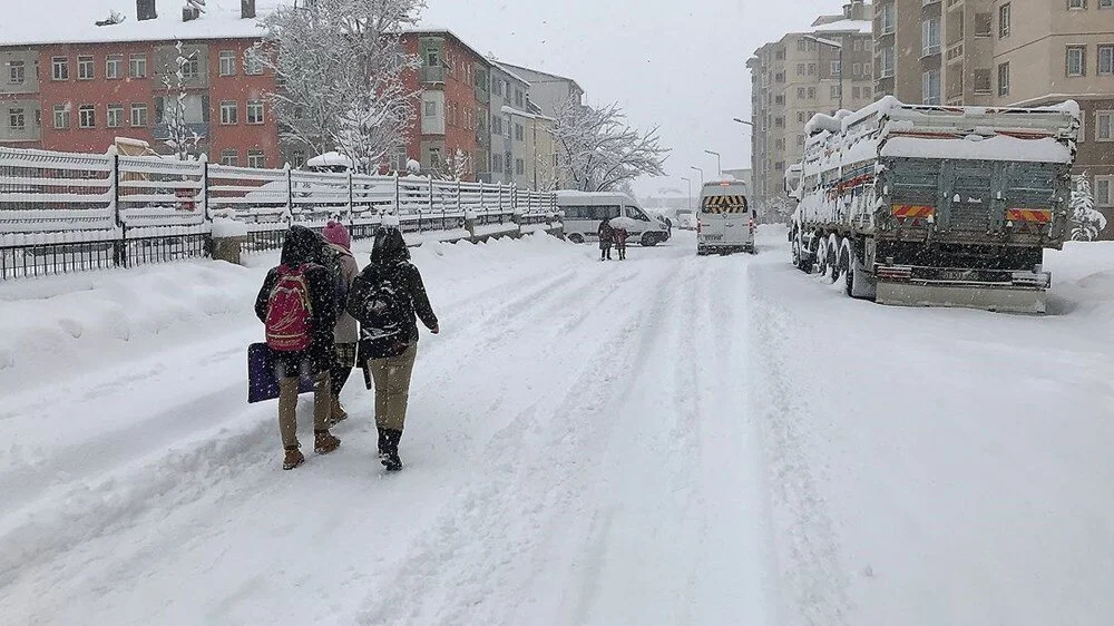 Isparta’da taşımalı eğitime kar engeli