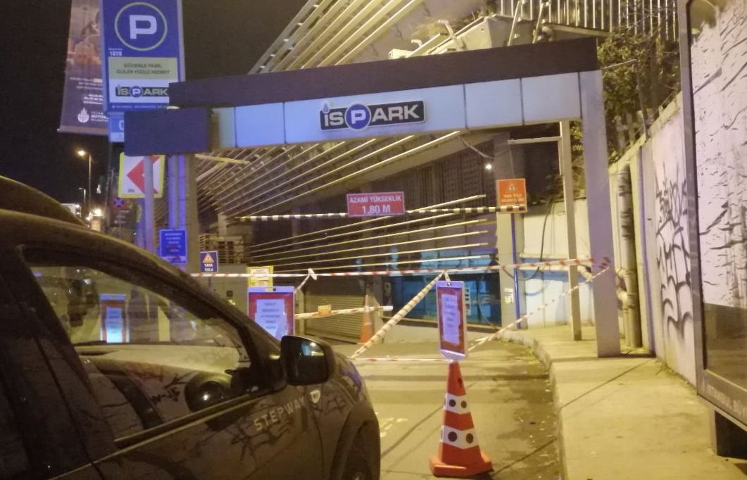 İBB'nin otoparkı boşaltılıyor