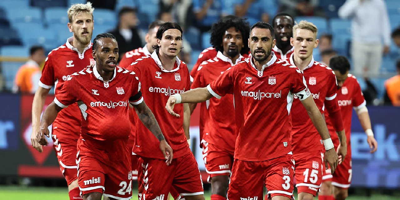 Sivasspor 900'ü buldu