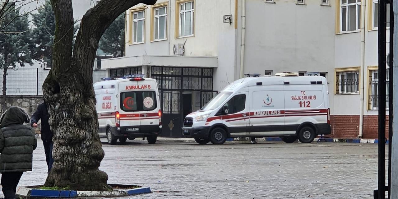 Yerli Malı Haftası'nda evden getirdikleri yiyecekleri yiyen 6 öğrenci zehirlendi