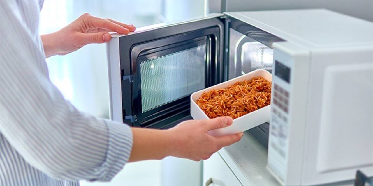 Mikrodalgaya asla atmamanız gereken tek şey