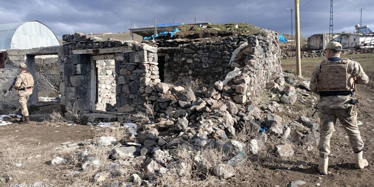 Kars'ta 4 göçmen yakalandı