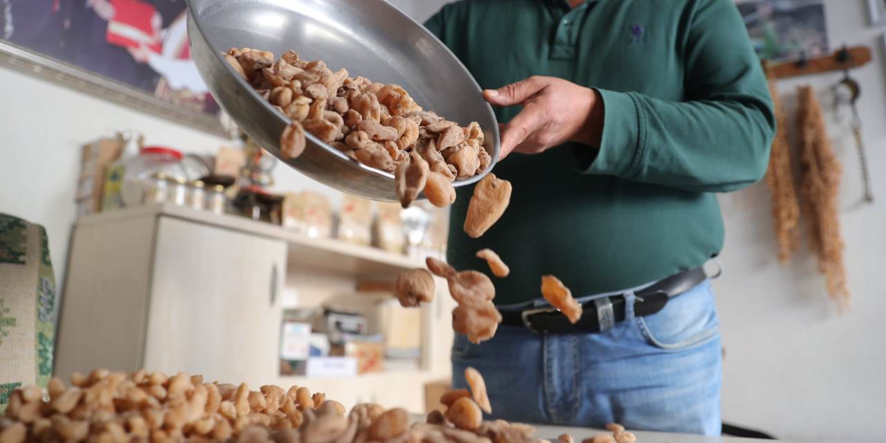 Torosların saklı hazinesi için siyasetçiler ve sanatçılar sıraya giriyor! Kilosu 6 bin lira