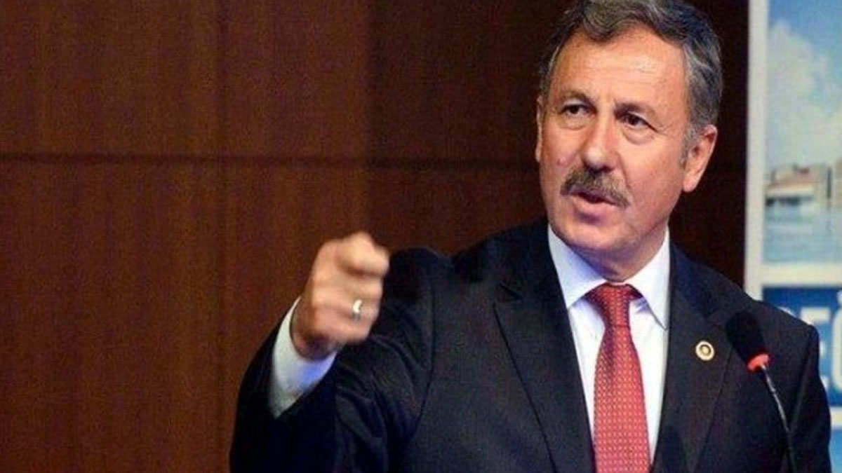 AKP'li eski vekil: Hulusi Akar o makamda kalmasın