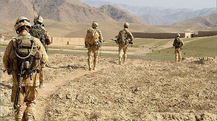 Afganistan'da ABD konvoyuna saldırı: 3 sivil öldü 5 Amerikan askeri yaralandı