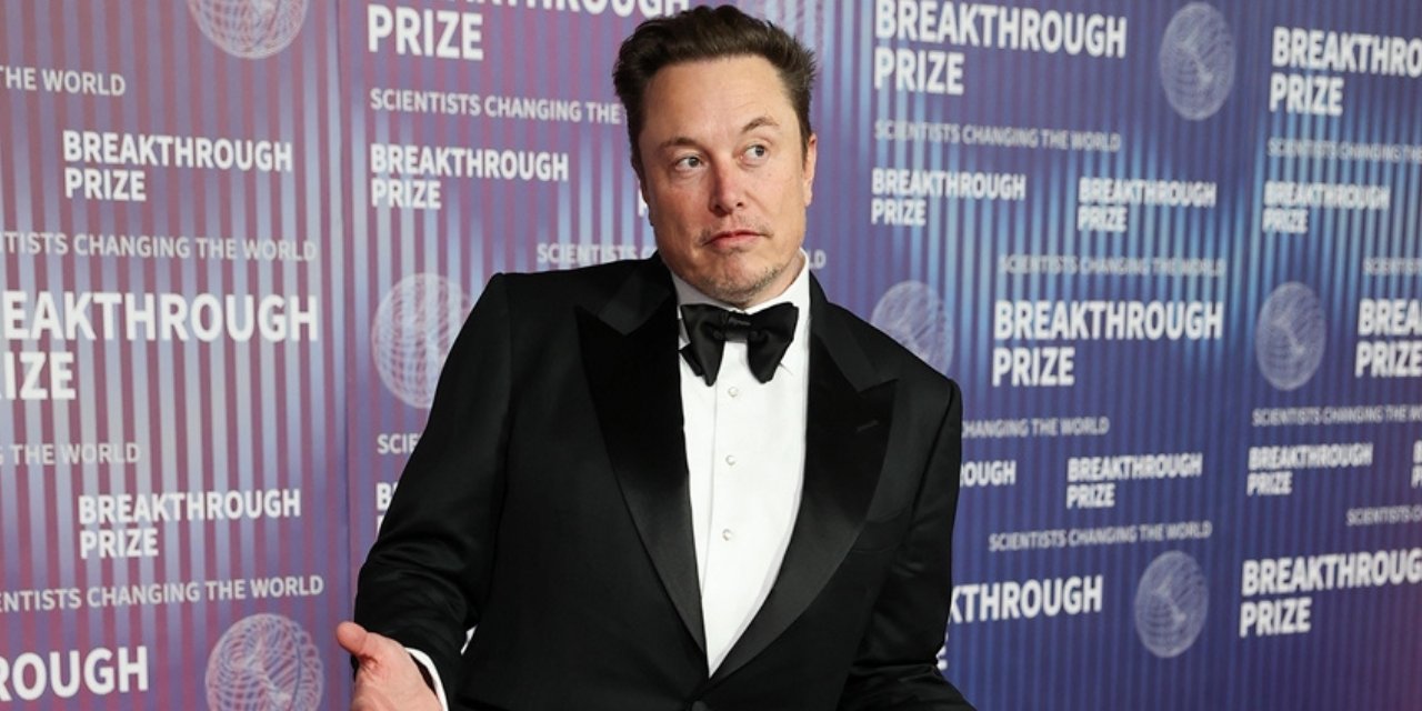 Elon Musk Mars'ın nasıl yönetileceğini açıkladı