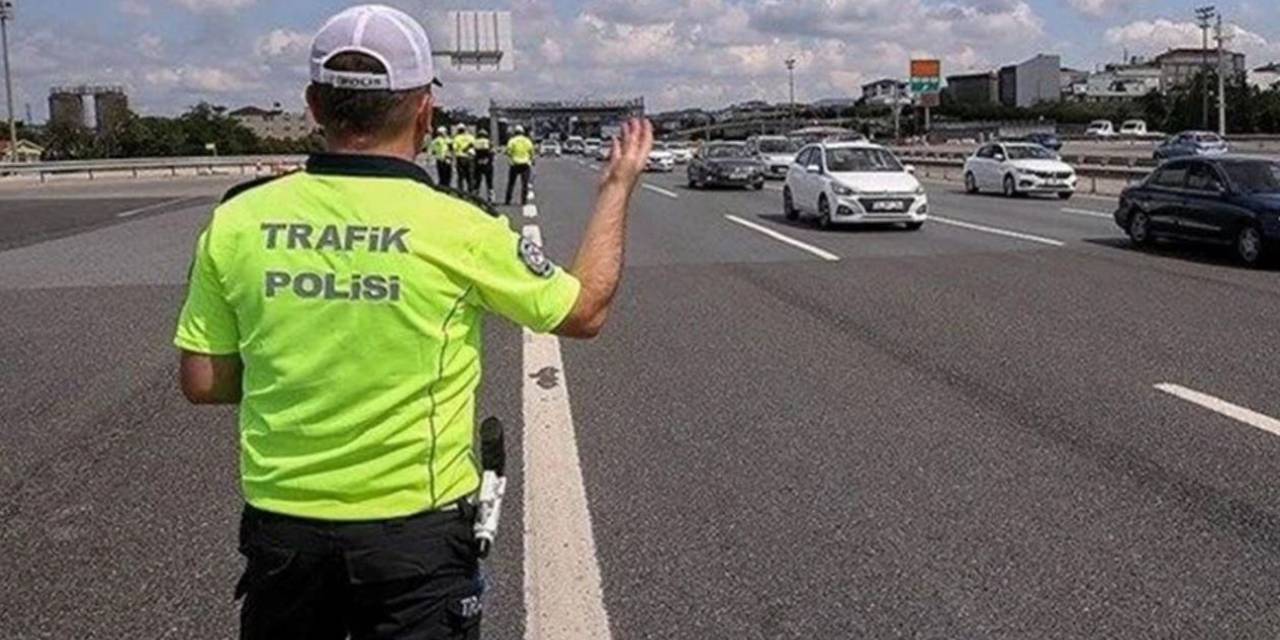 İstanbul Valiliği yılbaşı tedbirlerini açıkladı! Bu yollar kapalı olacak