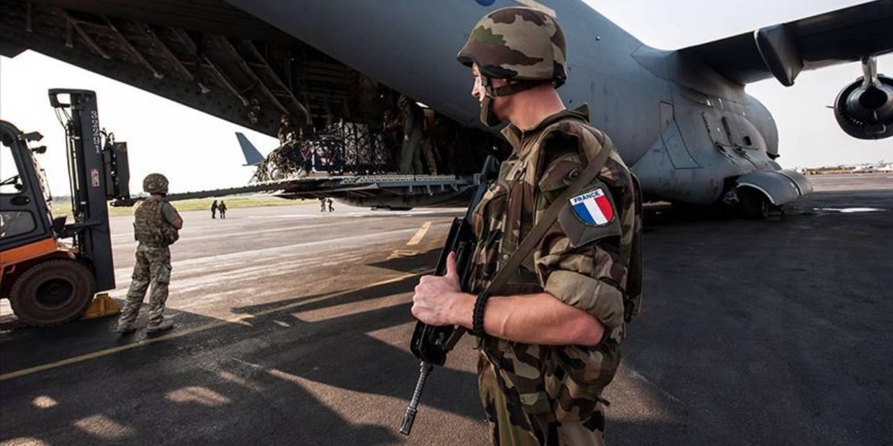 Esad'dan sonra bir ilk. Fransa Suriye'de IŞİD hedeflerini vurdu