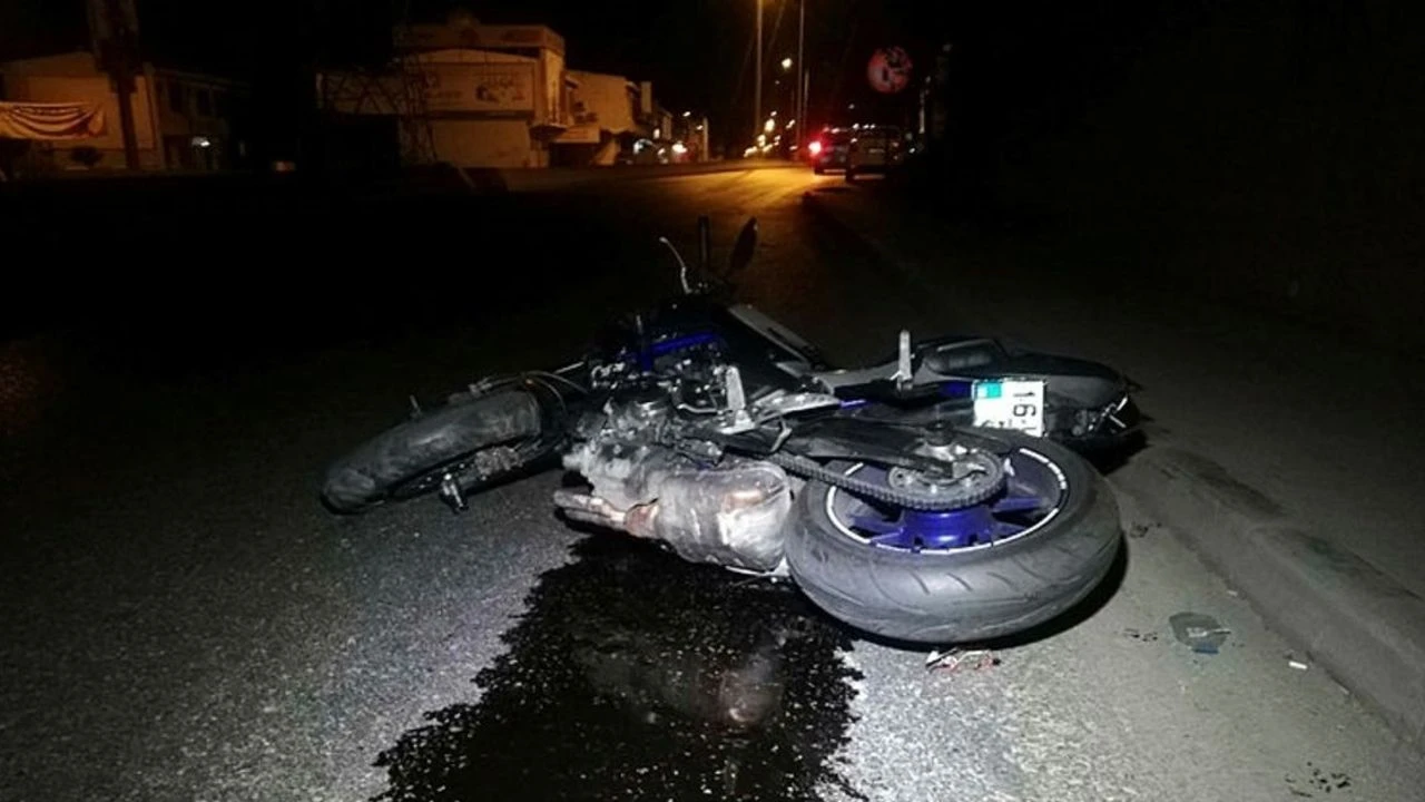 Denizli'de devrilen motosikletin sürücüsü öldü