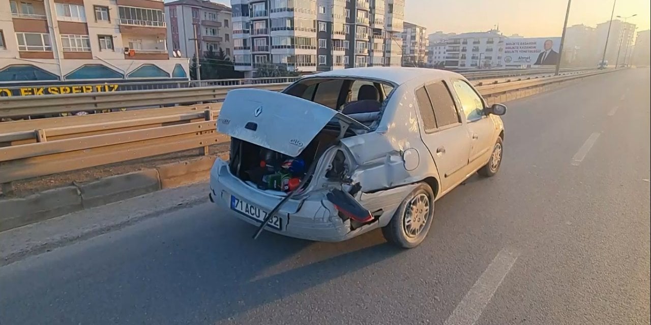 Kırıkkale’de buzlanma nedeniyle zincirleme kaza: 6 yaralı