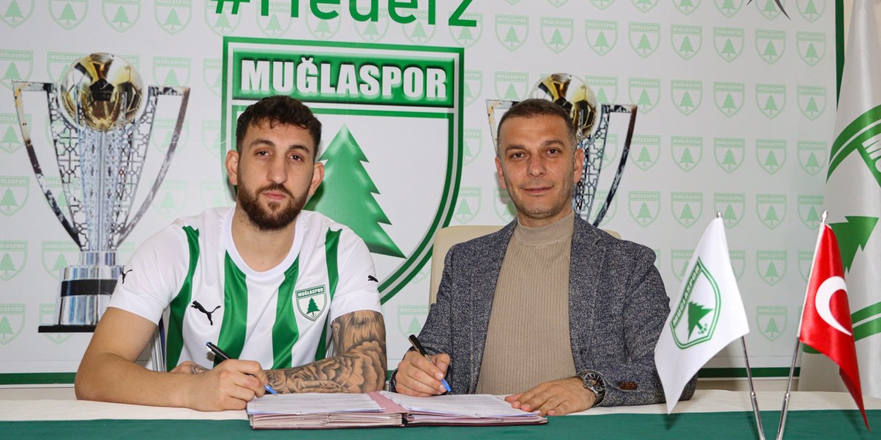 Muğlaspor'da transfer. İmzayı attı