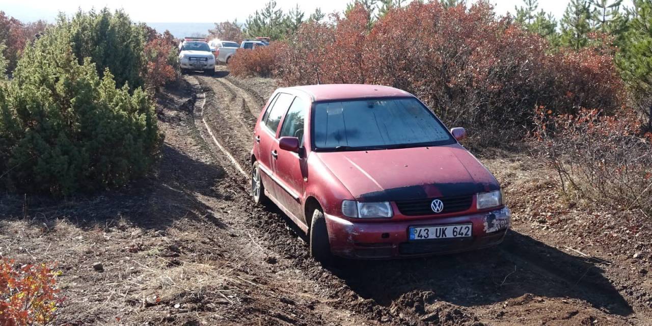 Kütahya'da kaybolan adamın aracı çamura saplanmış halde bulundu