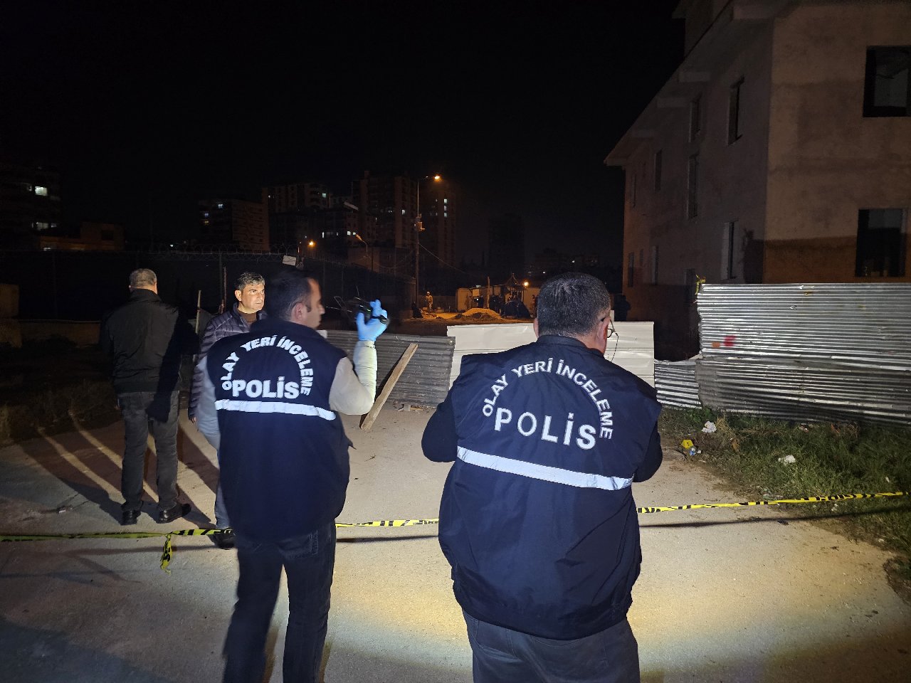 Karakol inşaatına molotof attı, vurularak yakalandı