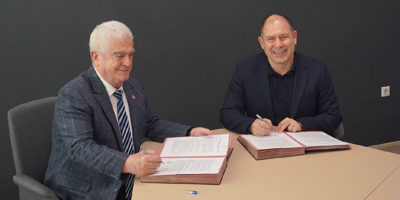 İBB'de staj için imzalar atıldı