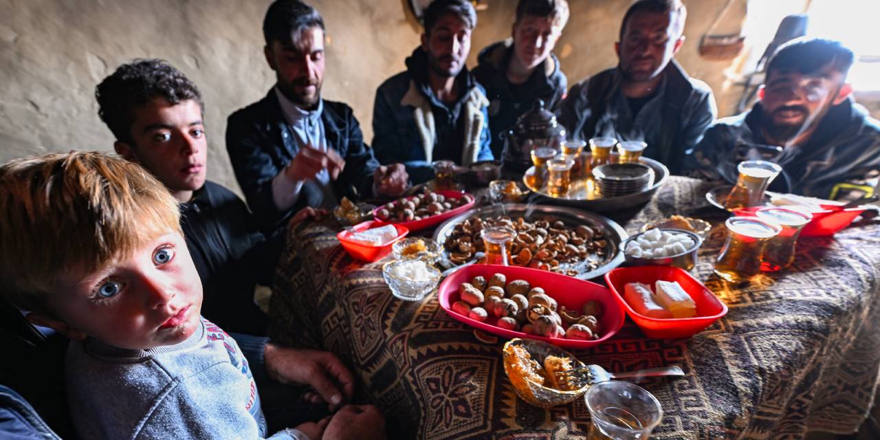 Aile bağlarını güçlendiren gelenek: Tandır kürsüsü