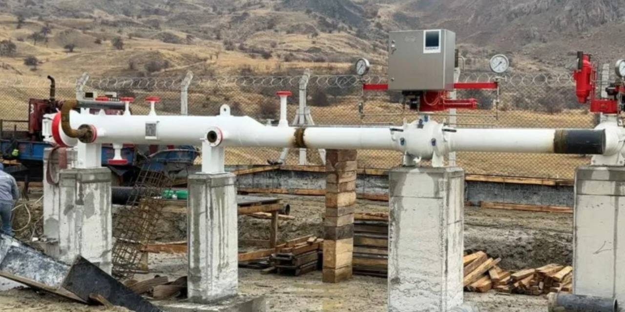 Yüksekova'ya ilk doğal gaz verildi!