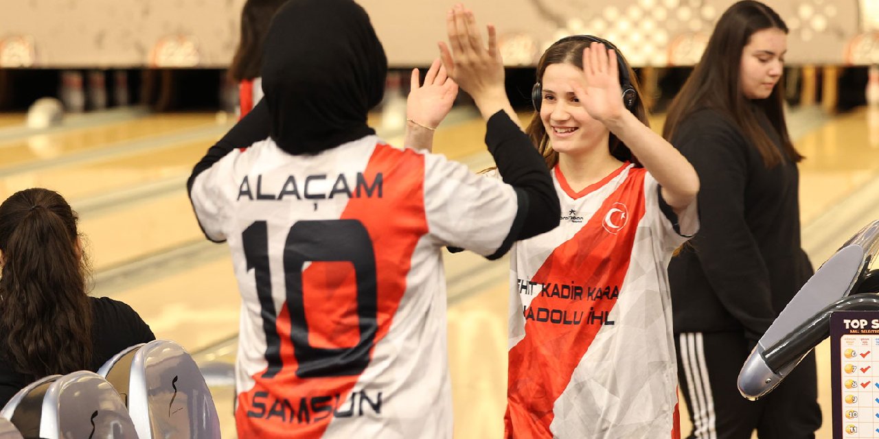 Şampiyonluk için 600 kilometre gidip geliyorlar