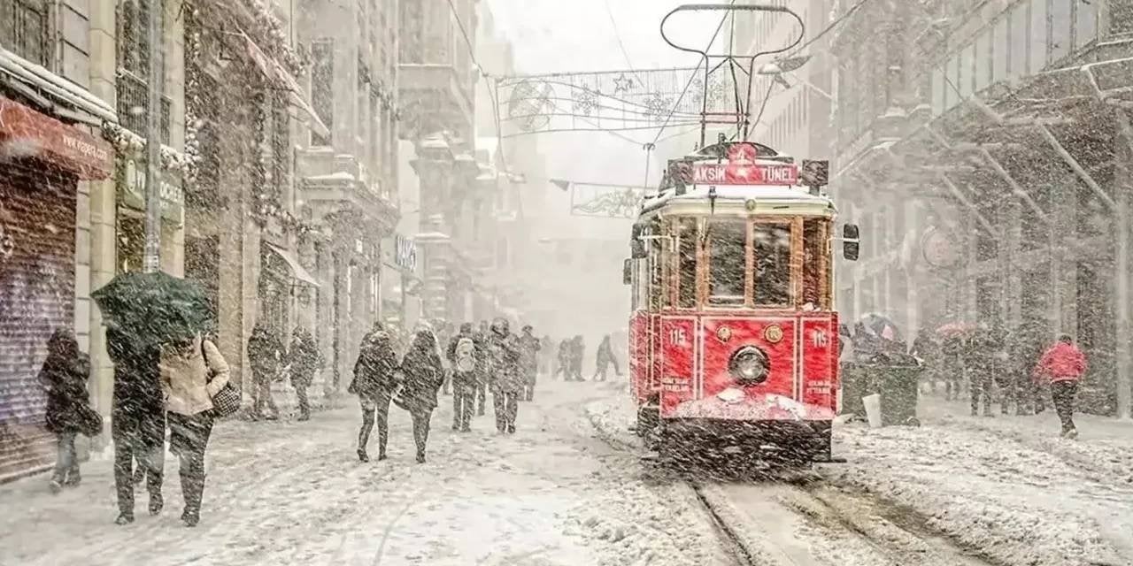 İstanbul'a sibirya soğukları ve kar yağışı geliyor: Meteoroloji uzmanı uyardı