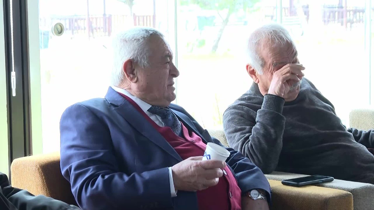 Mersin Büyükşehir Belediye Başkanı Seçer'den emekli açıklaması