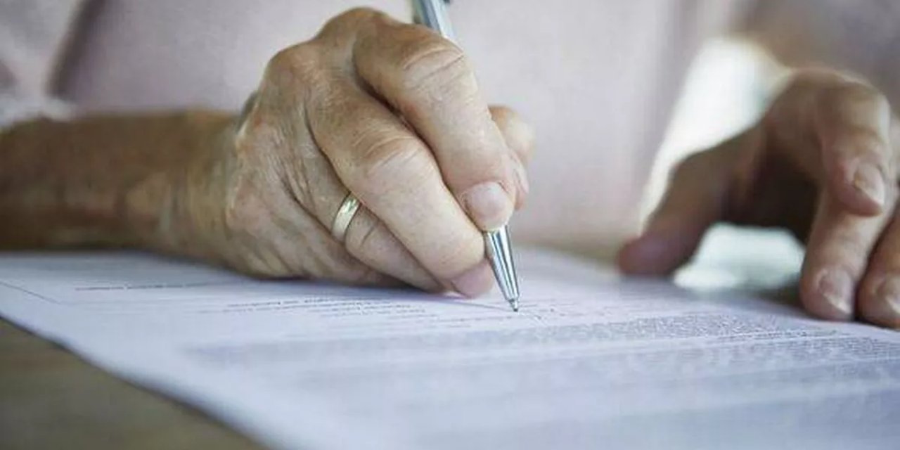 95 yaşındaki adam memleketine 2,6 milyon dolar bıraktı ama bir şartı vardı: