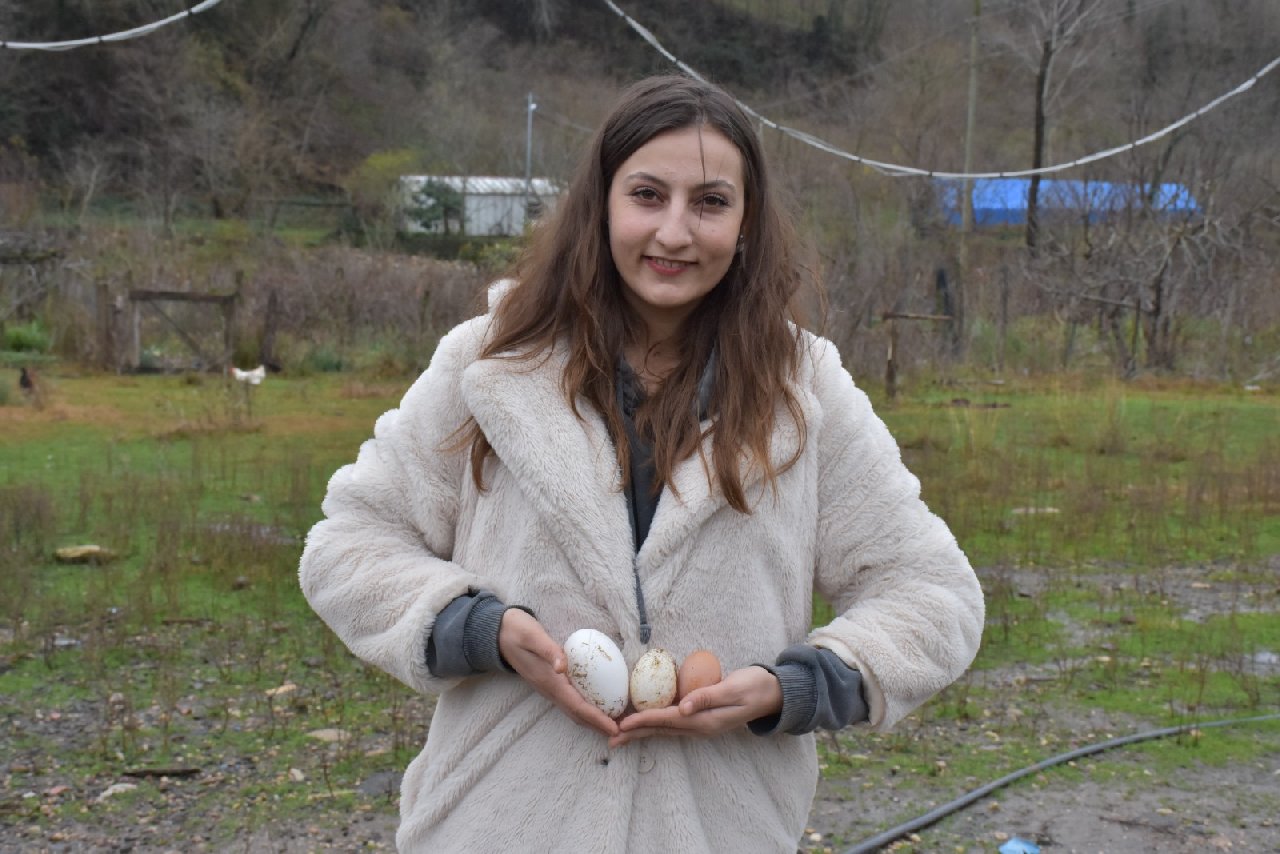 Haklarında tez yazdı. Dayanamadı işin başına geçti