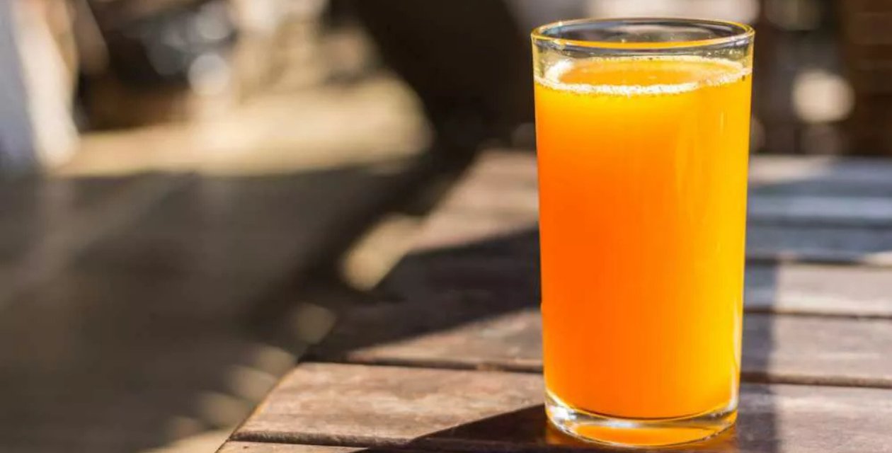 Pahalı diye meyve suyunu iade etmeye markete gitti. Milyarder oldu