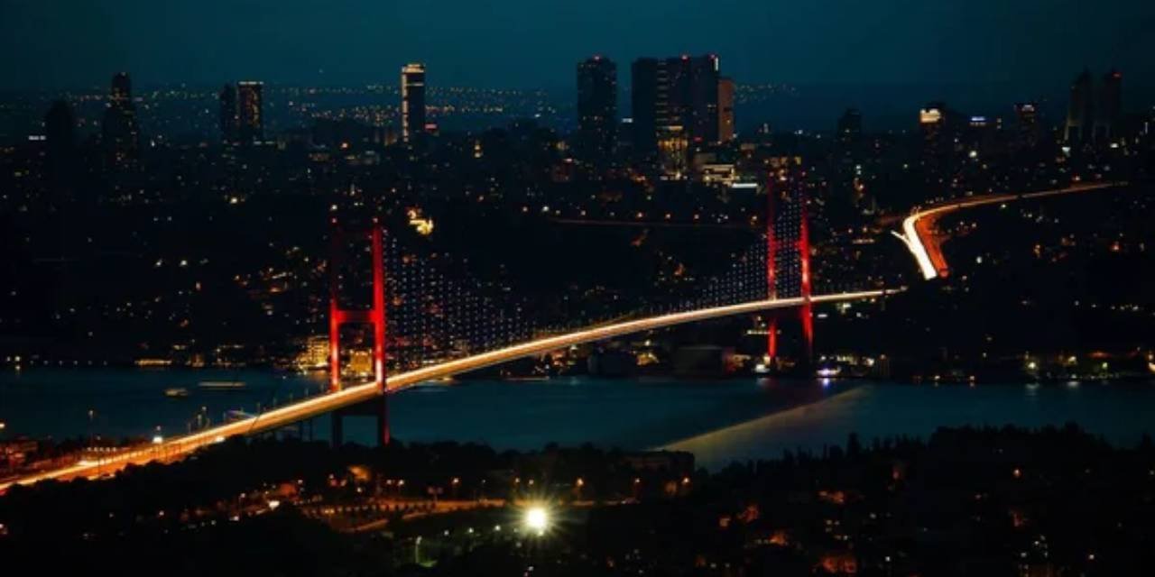 İstanbul'un neredeyse her ilçesinde elektrik kesintileri yaşanacak: BEDAŞ duyurdu