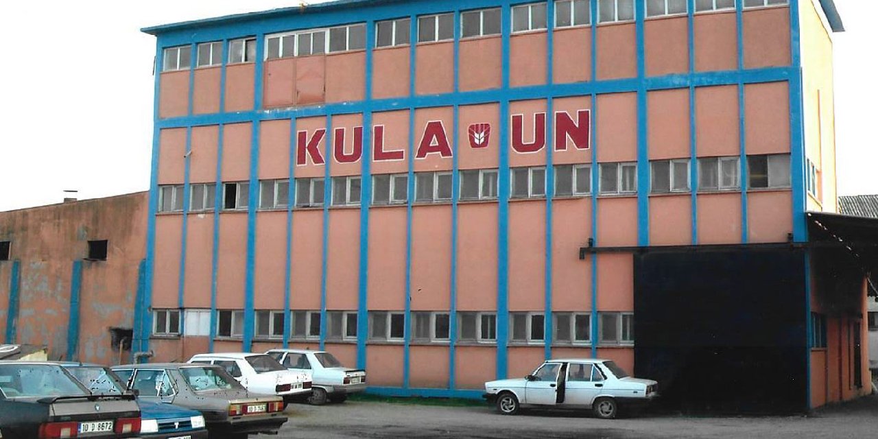 Ahmet Kula 93 yıllık fabrikayı batırdı