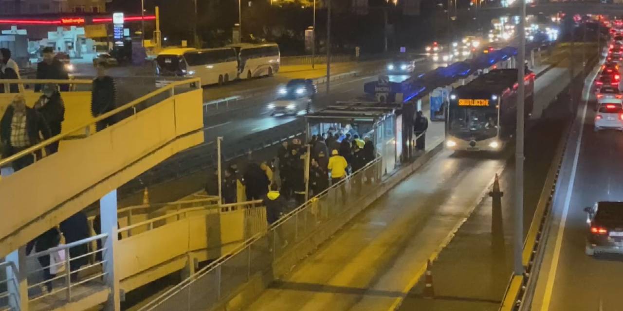 Metrobüs'ü savaş alanına çeviren şüpheli gözaltına alındı