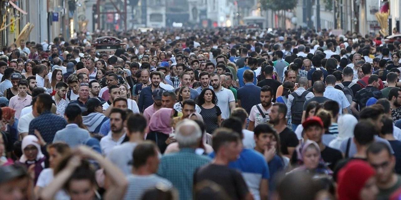 Gelir eşitsizliği rakamları açıklandı. Uçurum derinleşiyor