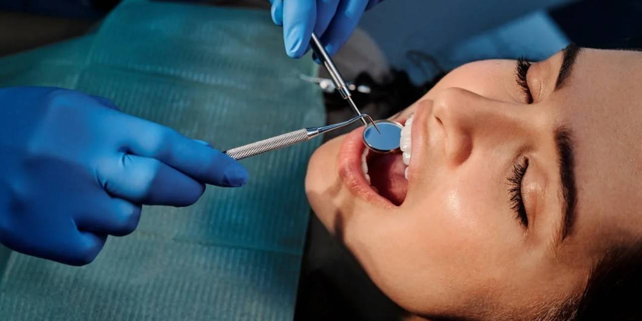 Denizli’de ağzında diş olmayan hasta aranıyor. Stajyer diş hekimi ne yapacağını açıkladı