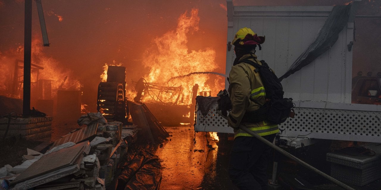 ABD felaketi yaşıyor: Los Angeles'ta 30 bin kişi tahliye ediliyor