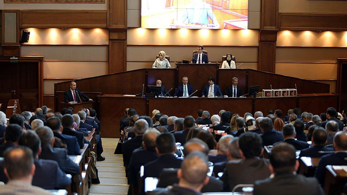 İBB Meclisi'nde skandal! AKP, 'uyuşturucuyla mücadeleye' hayır dedi